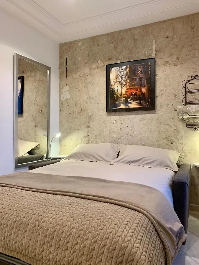 Cannes Studio Cosy 0*,