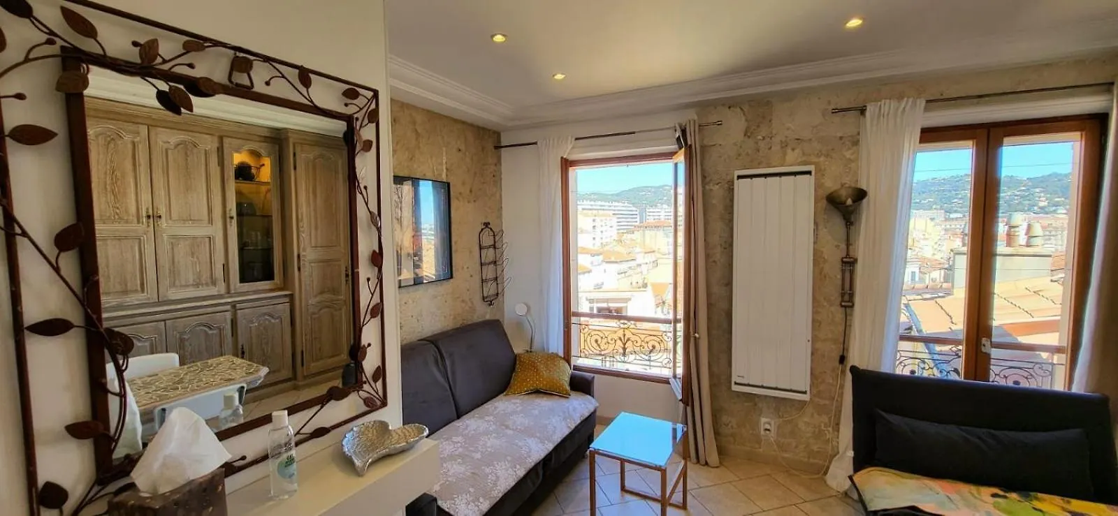 Cannes Studio Cosy